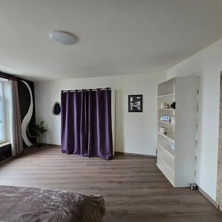 Spacieuse Et Salle De Bain Privee منزل للإقامة شارلروا