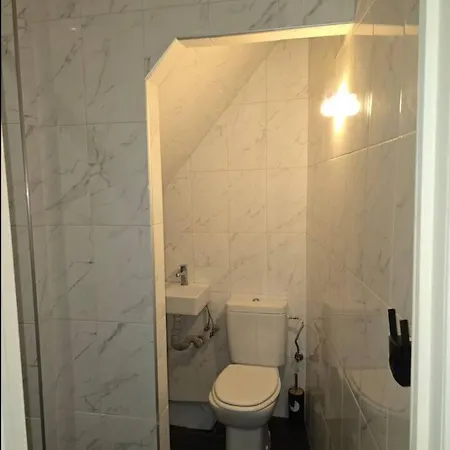 Spacieuse Et Salle De Bain Privee *